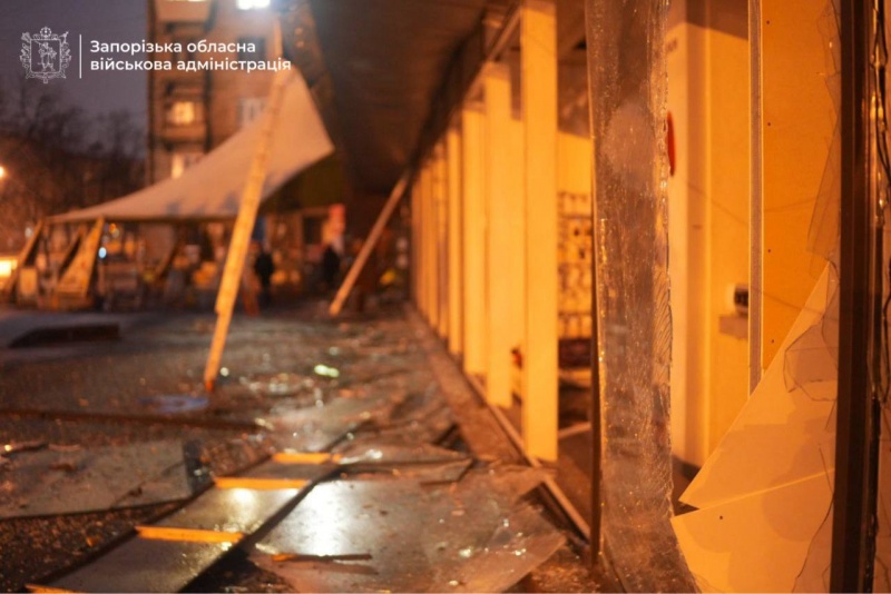 Russia heavily strikes Kyiv, Kharkiv, Zaporizhzhia: Extensive damage, fires and dozens injured