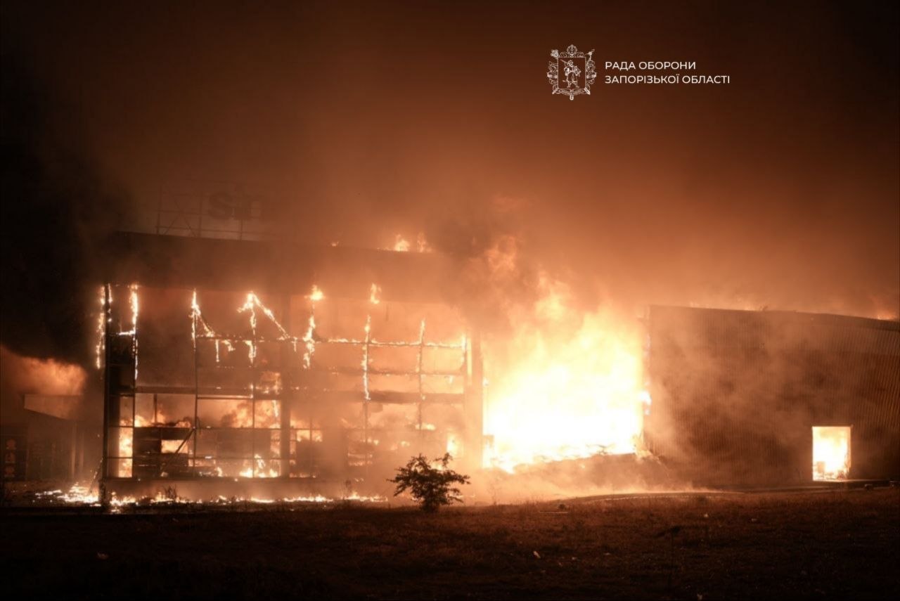 Russian drone strike destroys major shopping center in Ukraine's Zaporizhzhia