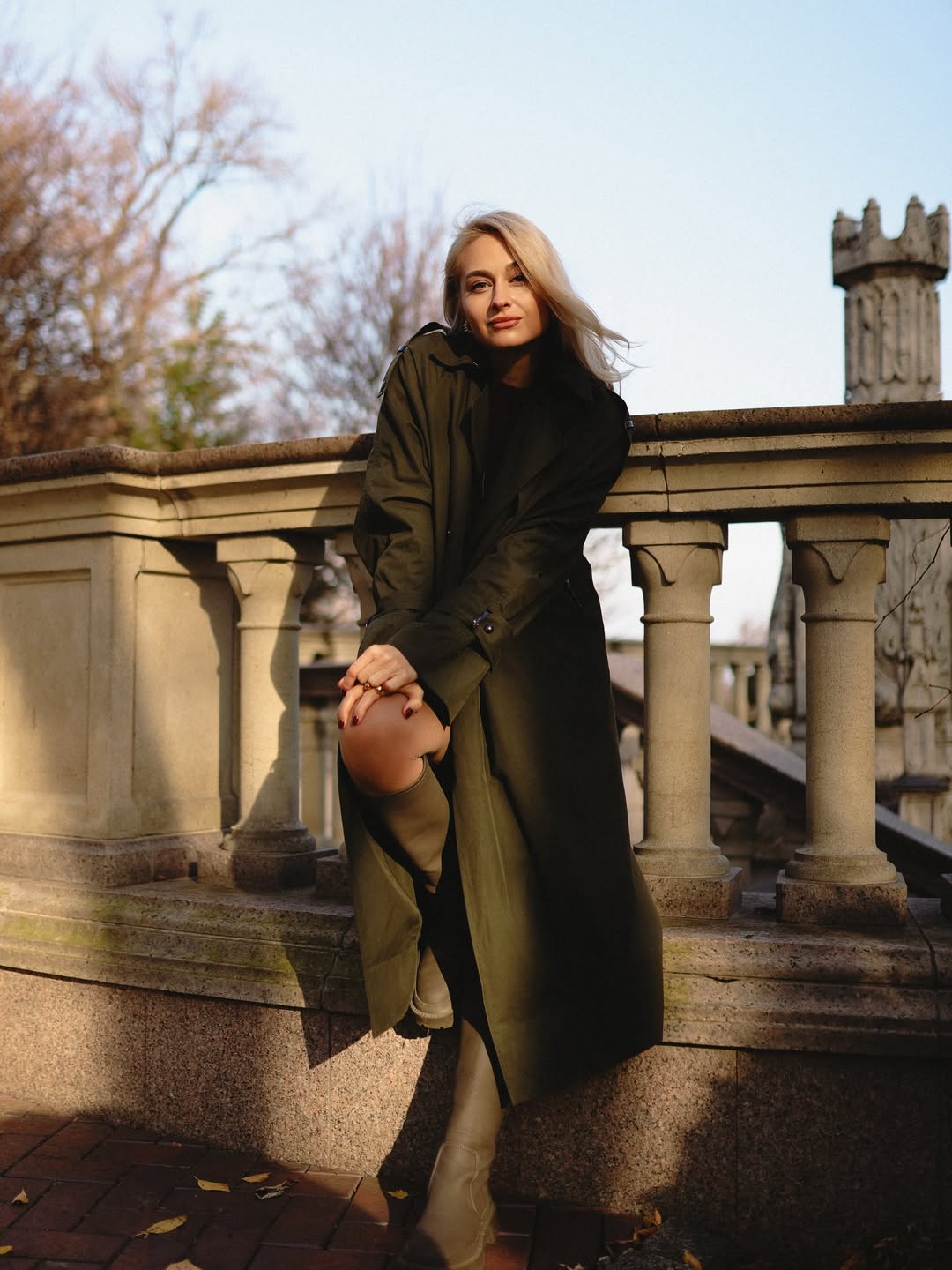 Winter's most stylish boots –  Chic look of Ukrainian actress Anastasiia Tsymbalaru