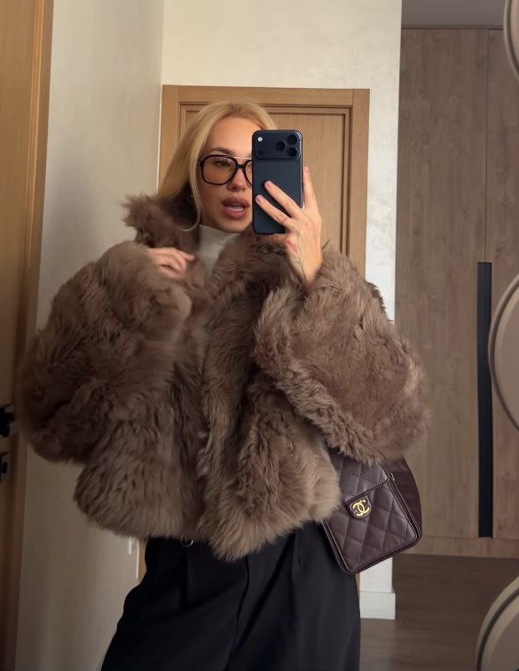 Faux-fur coat inspiration: How famous Ukrainian blogger creates stylish winter look