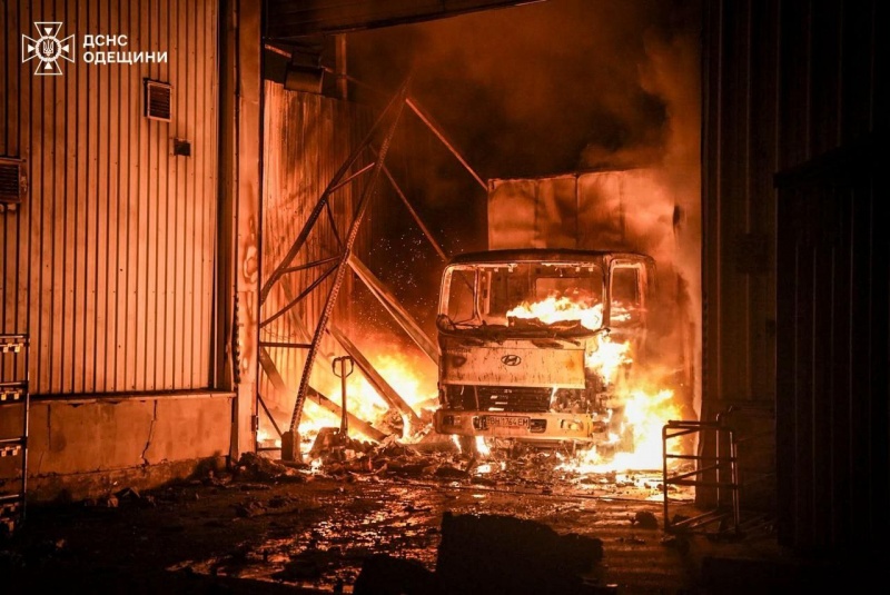 Russia strikes Ukraine's Odesa overnight: Warehouse on fire, truck damaged