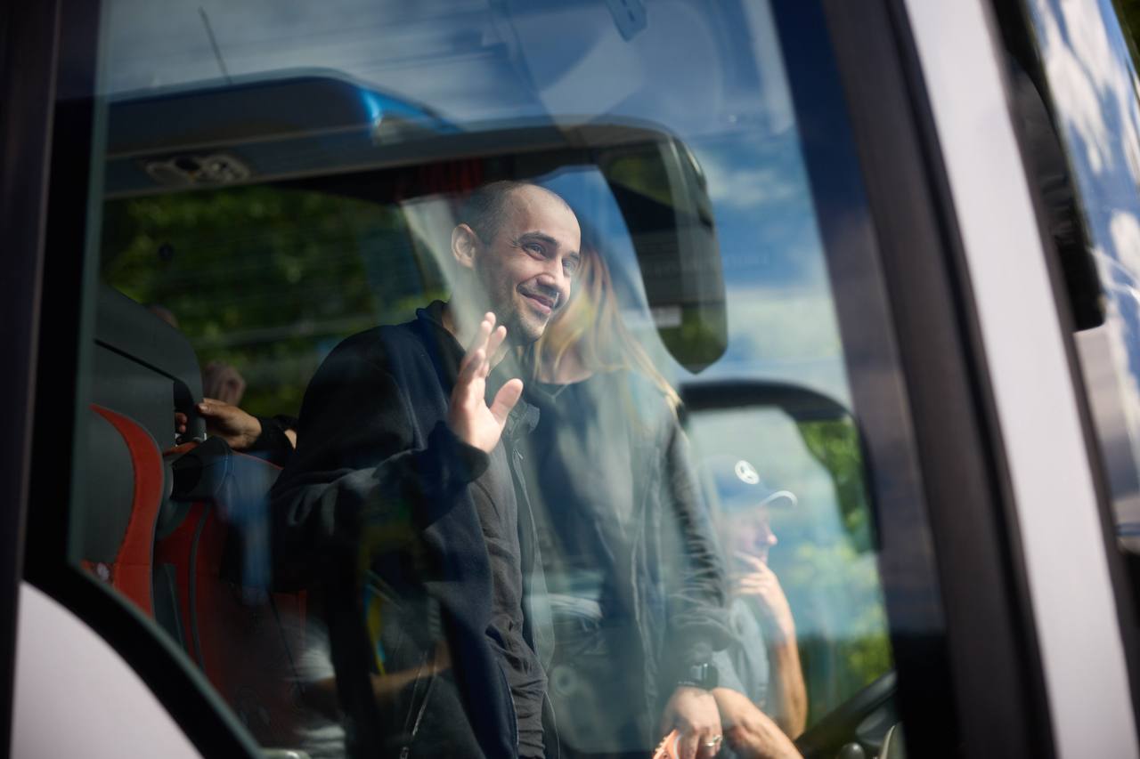 Ukraine and Russia complete third phase of 1,000-for-1,000 prisoner exchange