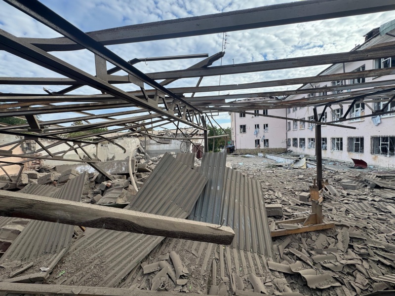 Russia bombs residential buildings and art school in Ukraine's Kostiantynivka