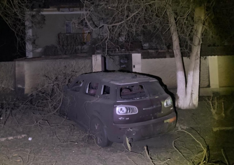 Russia strikes Zelenskyy's hometown with ballistic missiles: Houses and cars damaged