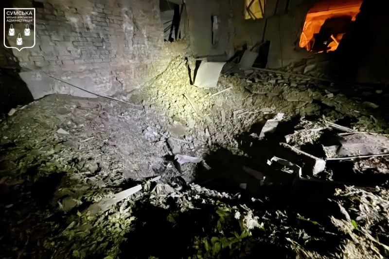 Russia strikes Ukraine's Sumy: Mall and homes damaged, casualties reported