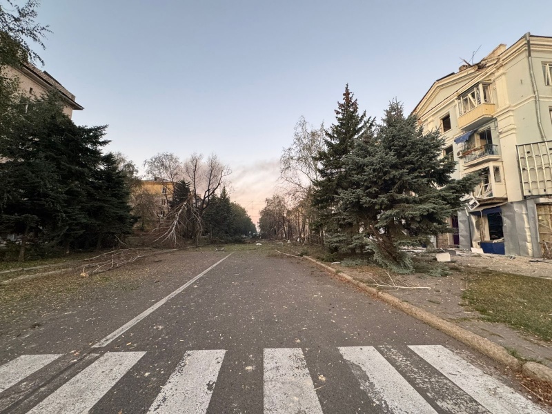 Russia strikes Kramatorsk with air bombs, leaving 9 wounded and homes destroyed