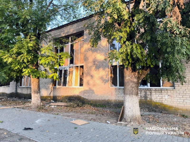 Russia strikes Ukraine's Kherson with missiles: Police officer killed