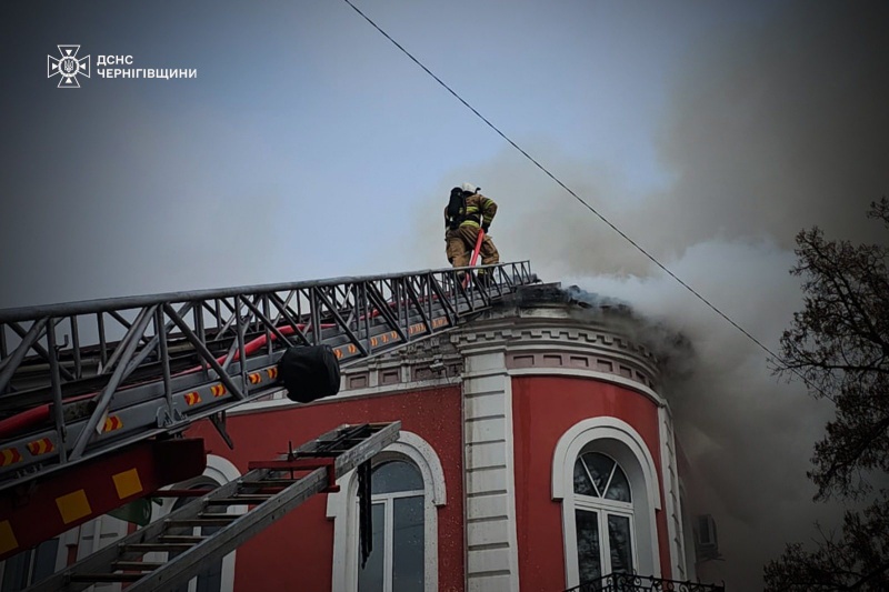 Russia strikes city hall in Ukraine's Pryluky, building engulfed in flames