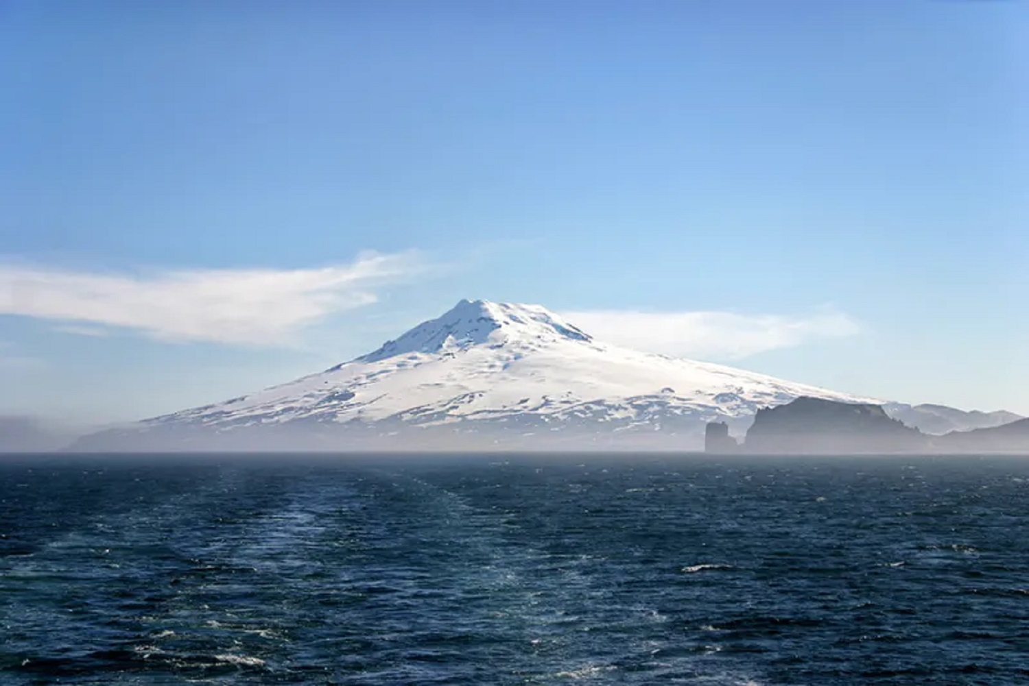 Hot giants. 5 highest volcanoes in Europe