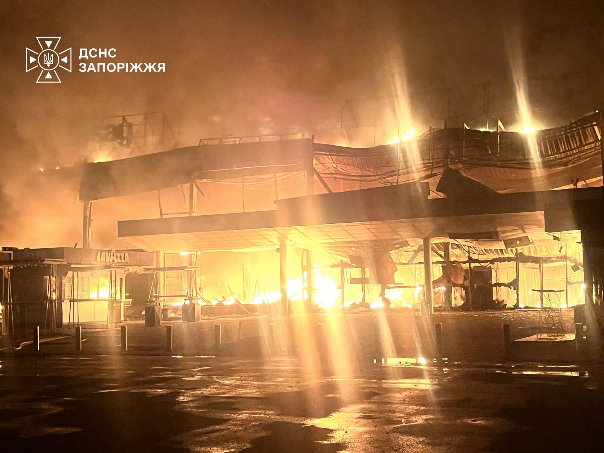 Russian drone strike destroys major shopping center in Ukraine's Zaporizhzhia