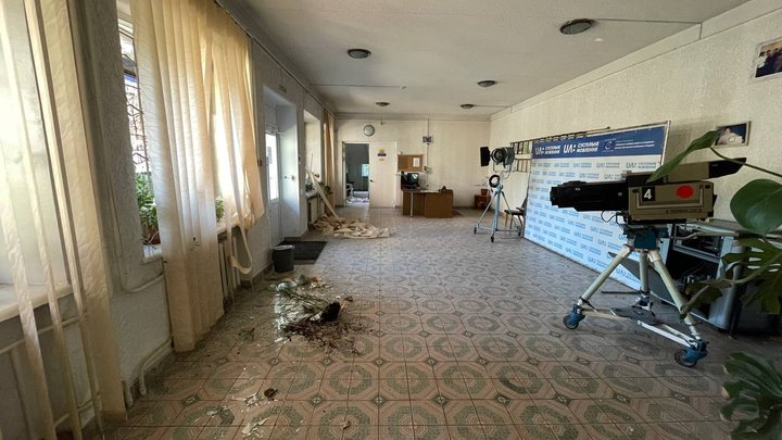Russian attack damages Ukrainian public broadcaster's building in Kryvyi Rih