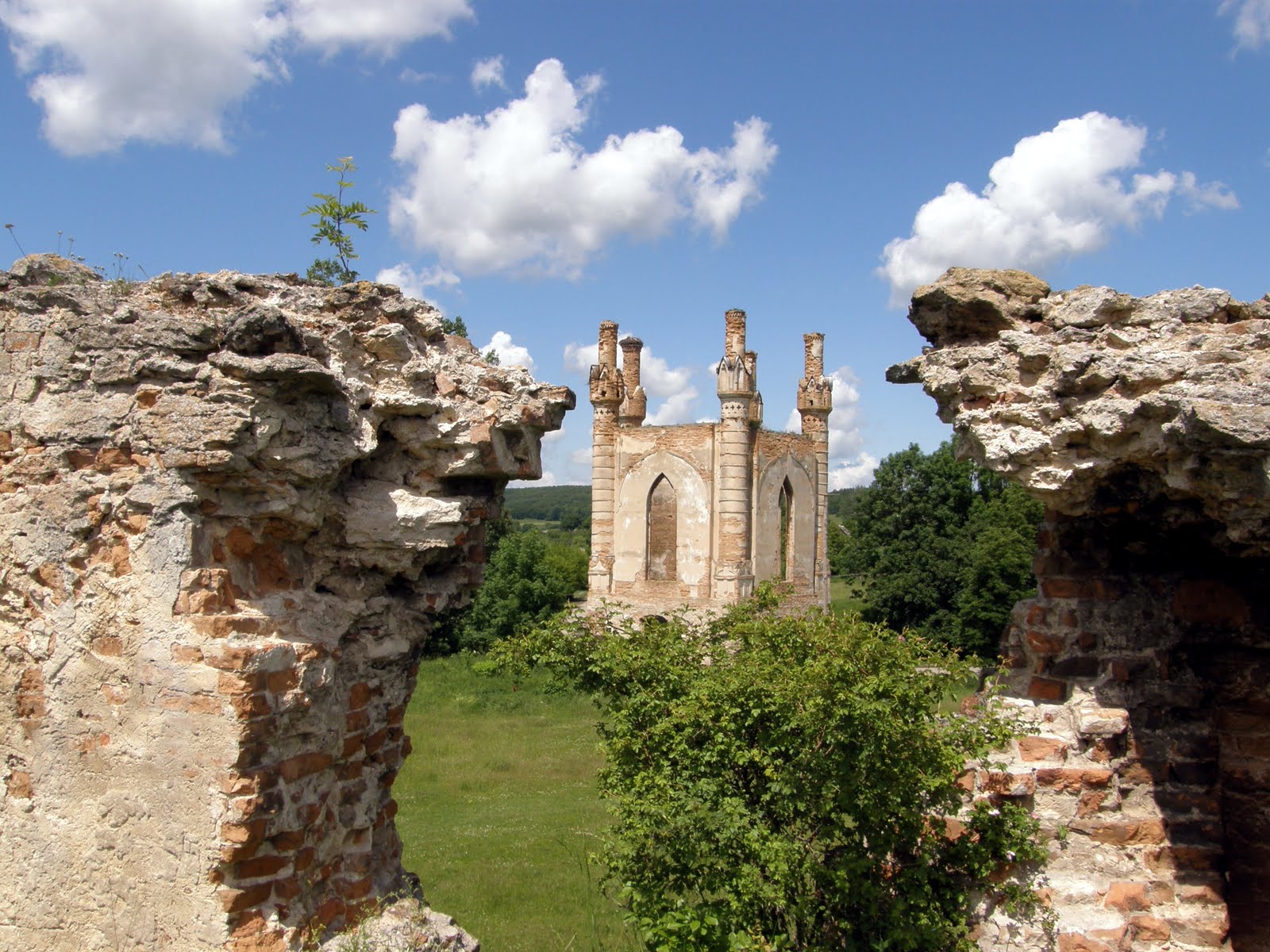 Ship castles and underground bunkers: Ukraine's 10 architectural marvels you need to see