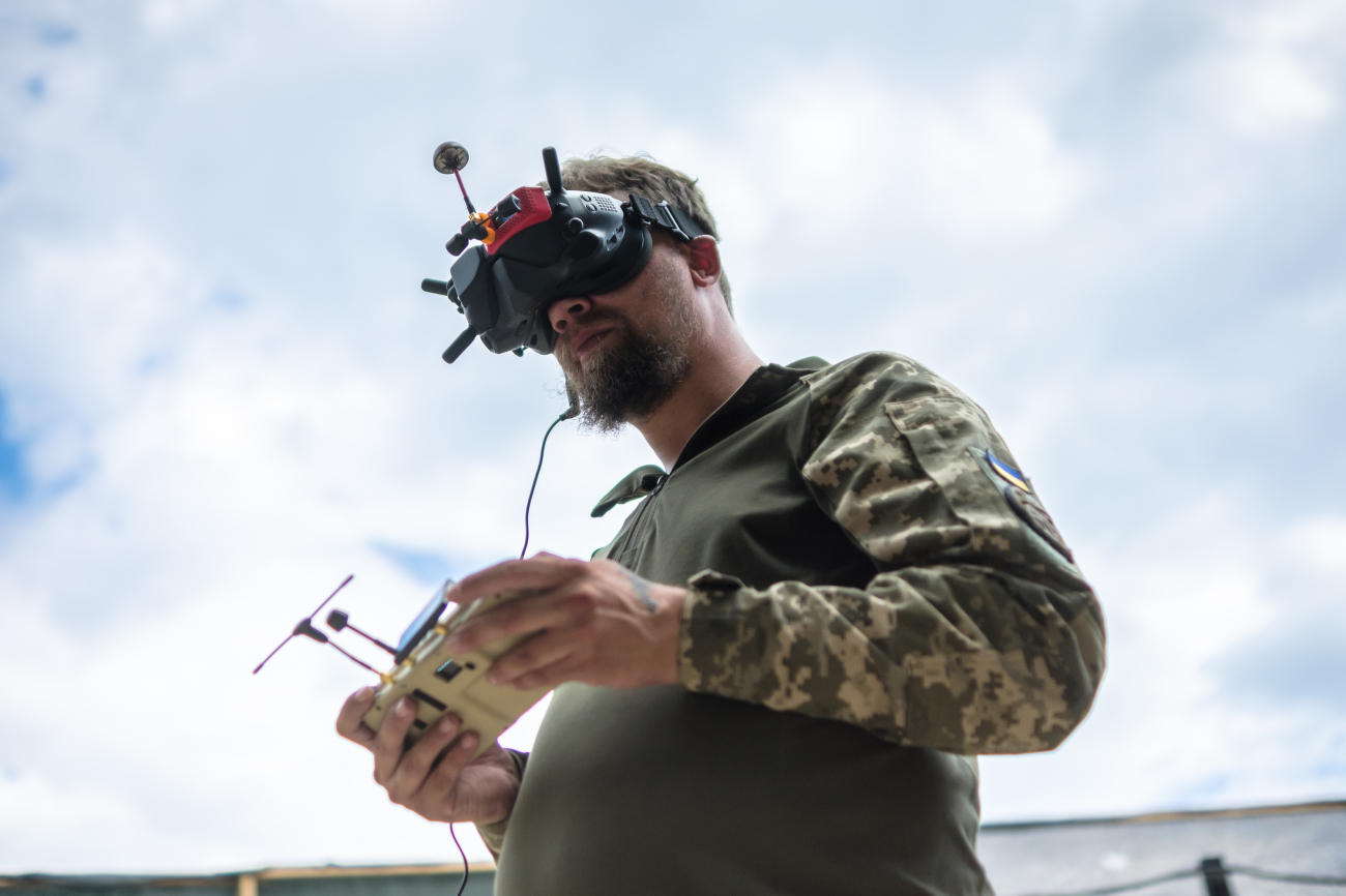 Drone battle: Ukraine's need for FPV and potential impact of million drones on war's course