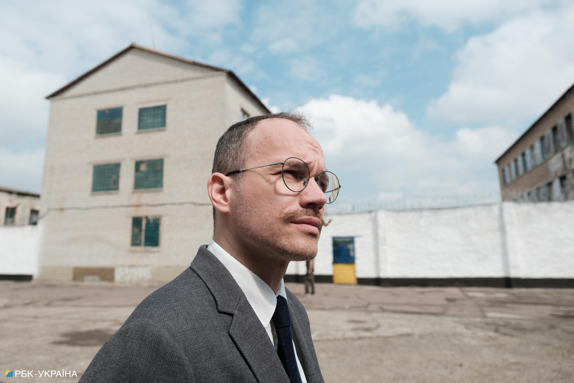 'Not to be remembered as a convict': Why Ukrainian inmates go to front