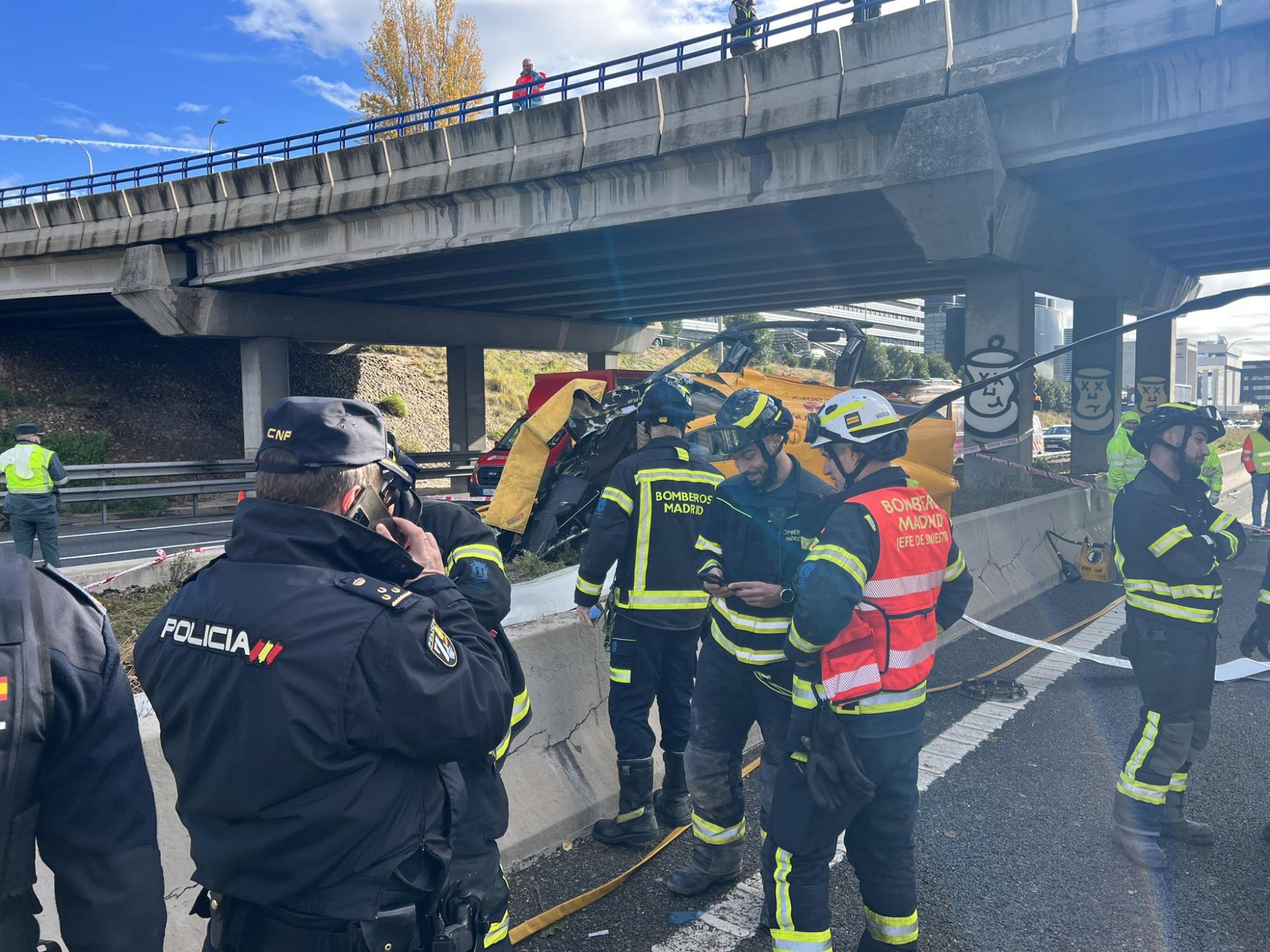 Helicopter crashes on busy Madrid highway, injuries reported (photos, video)