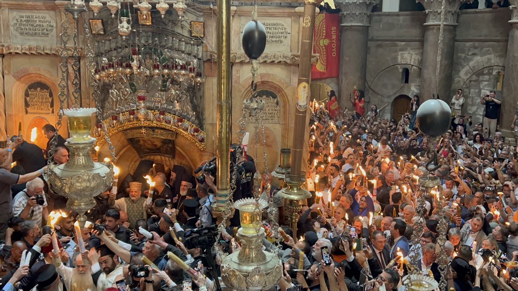 Holy Fire lit in Jerusalem ahead of Orthodox Easter