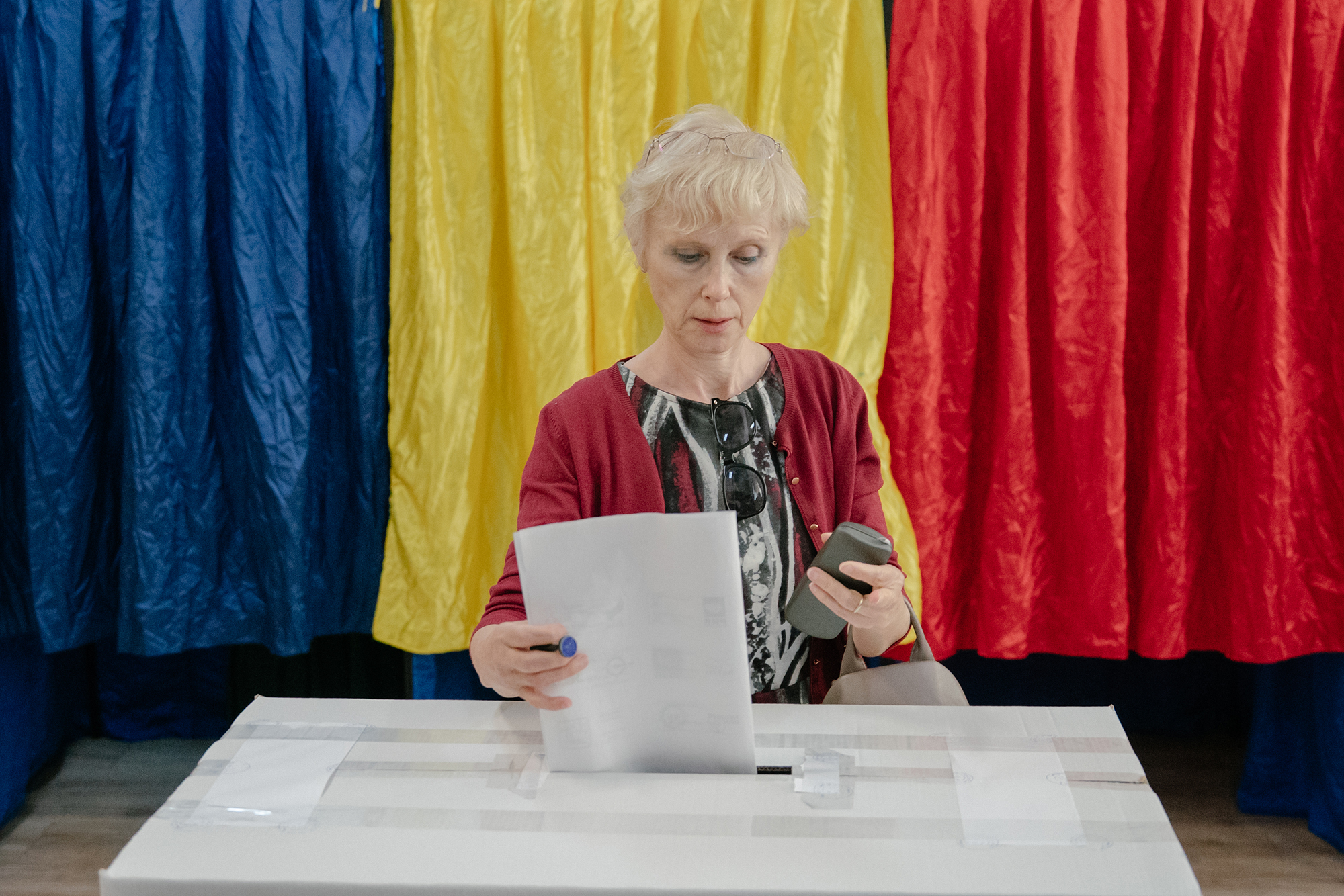 Decisive vote. Will Romania elect pro-Russian radical as president?