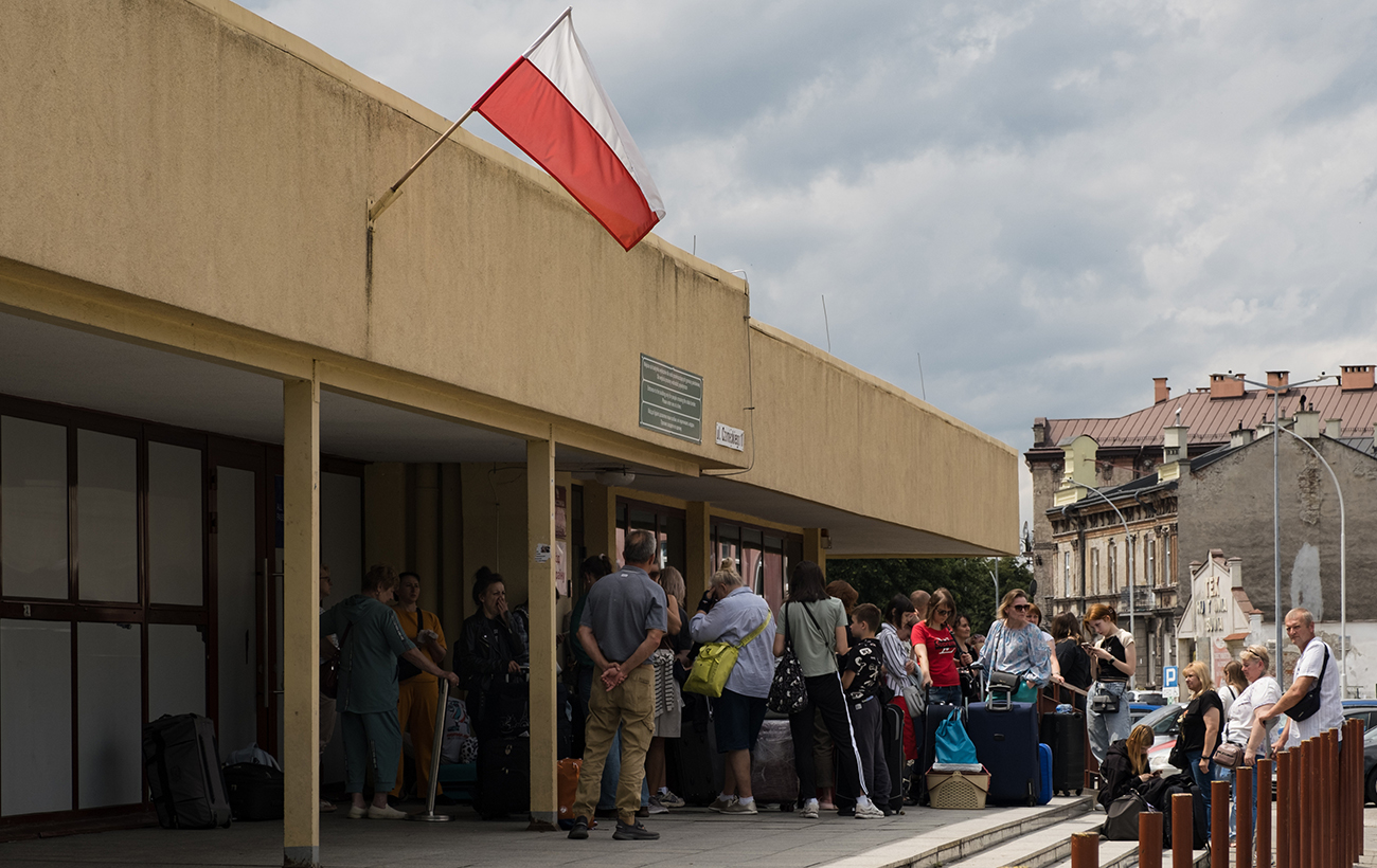 No more protection or payments? Europe weighs new measures for Ukrainian refugees