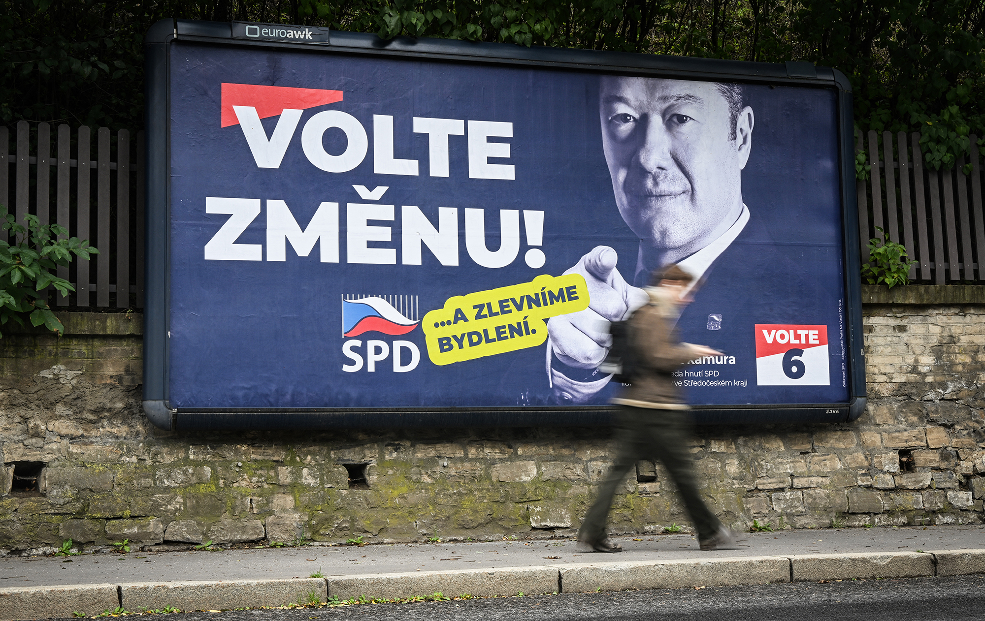 New threat? Ukraine's opponents poised for gains in Czech elections