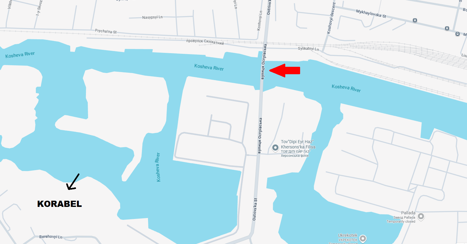 What's behind Russian attacks on Kherson's key bridge — military plan or scare tactic?