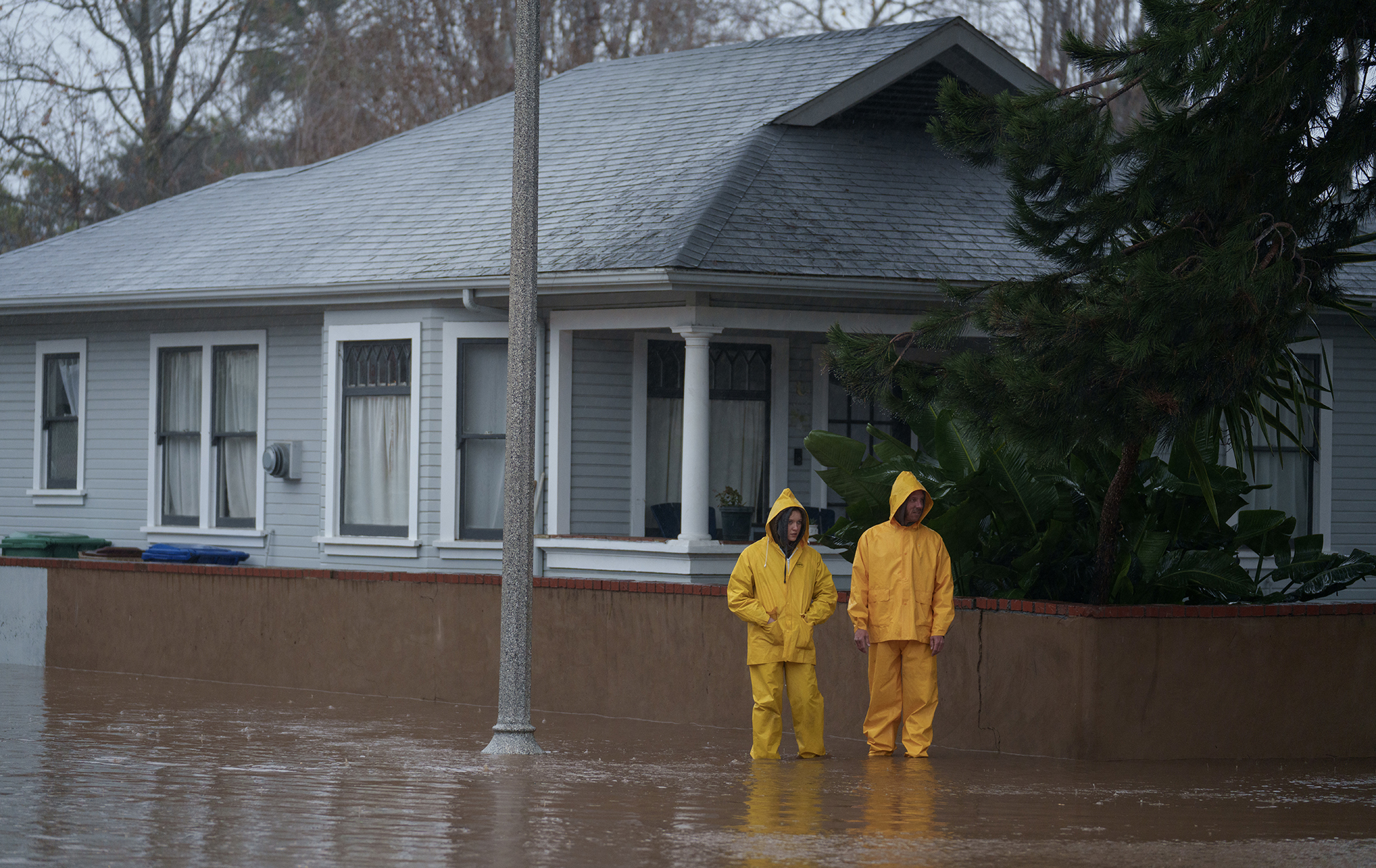 California storm prompts flooding, strong winds with almost 850,000 ...