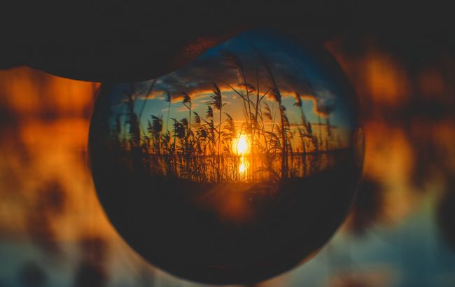 Astrologer reveals September 14 forecast and tips to attract happiness