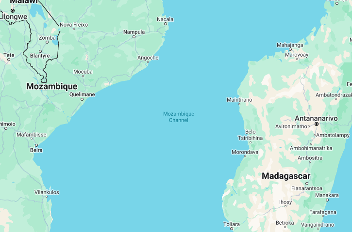 Ferry sank near Mozambique, over 90 people died