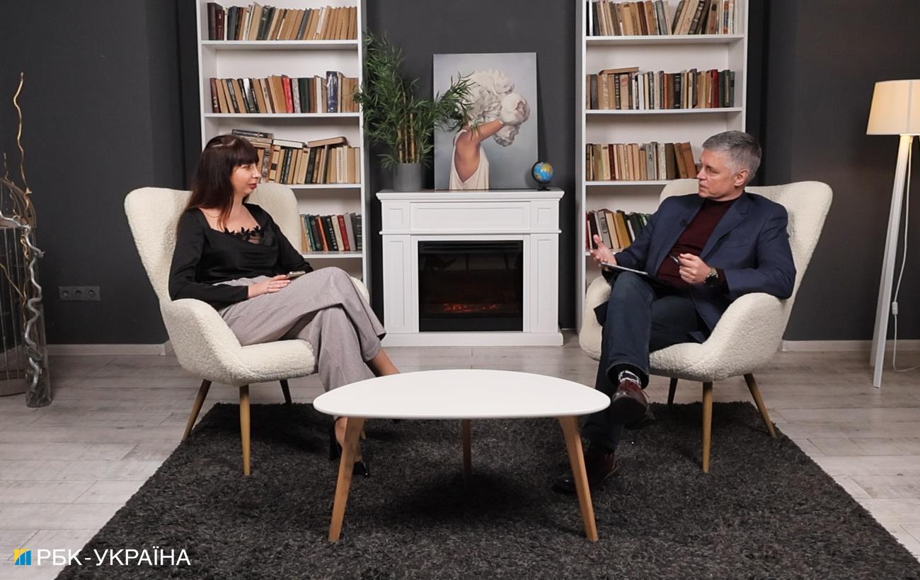 Former Ukraine's Foreign Minister: 'Ukrainian President's name doesn't matter, Russians hate us all'