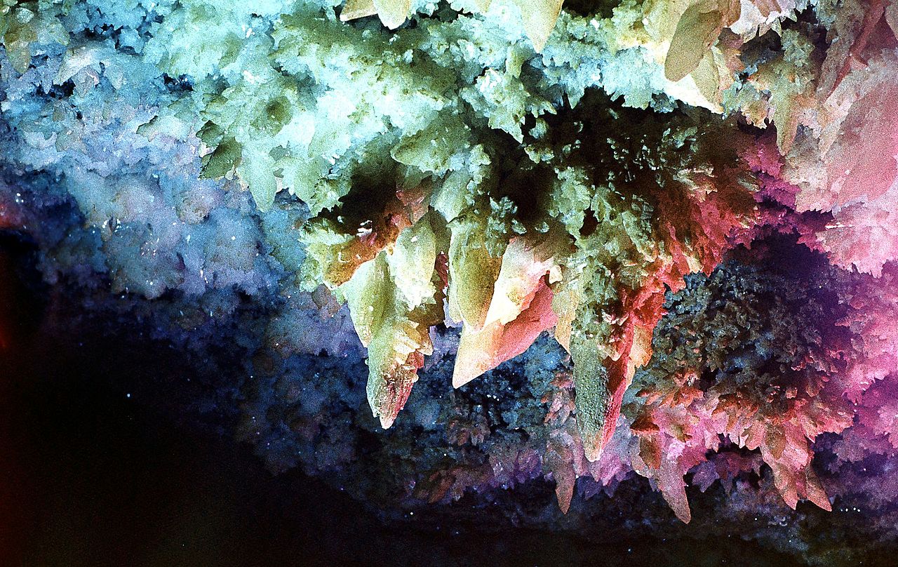 Underground world secrets: 5 most fascinating and mysterious caves in Ukraine