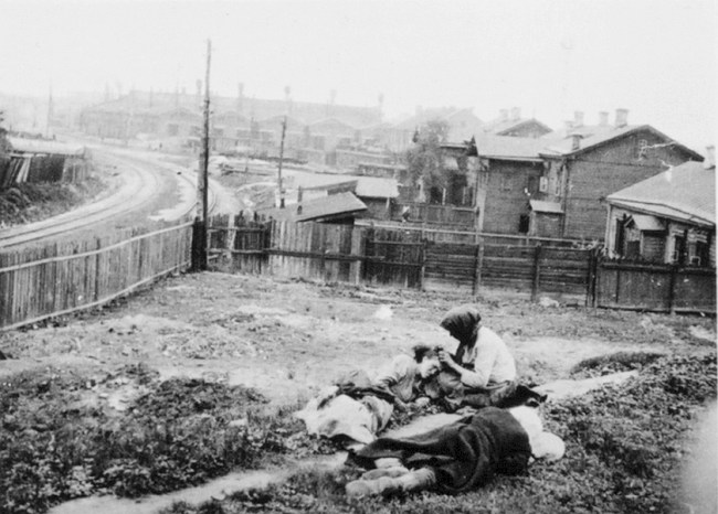 Holodomor as nation breaker: How genocide became a generational trauma for Ukraine