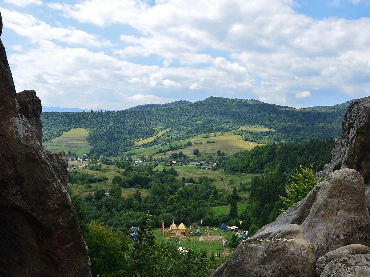 Top 5 locations in Ukrainian Carpathians for May getaways