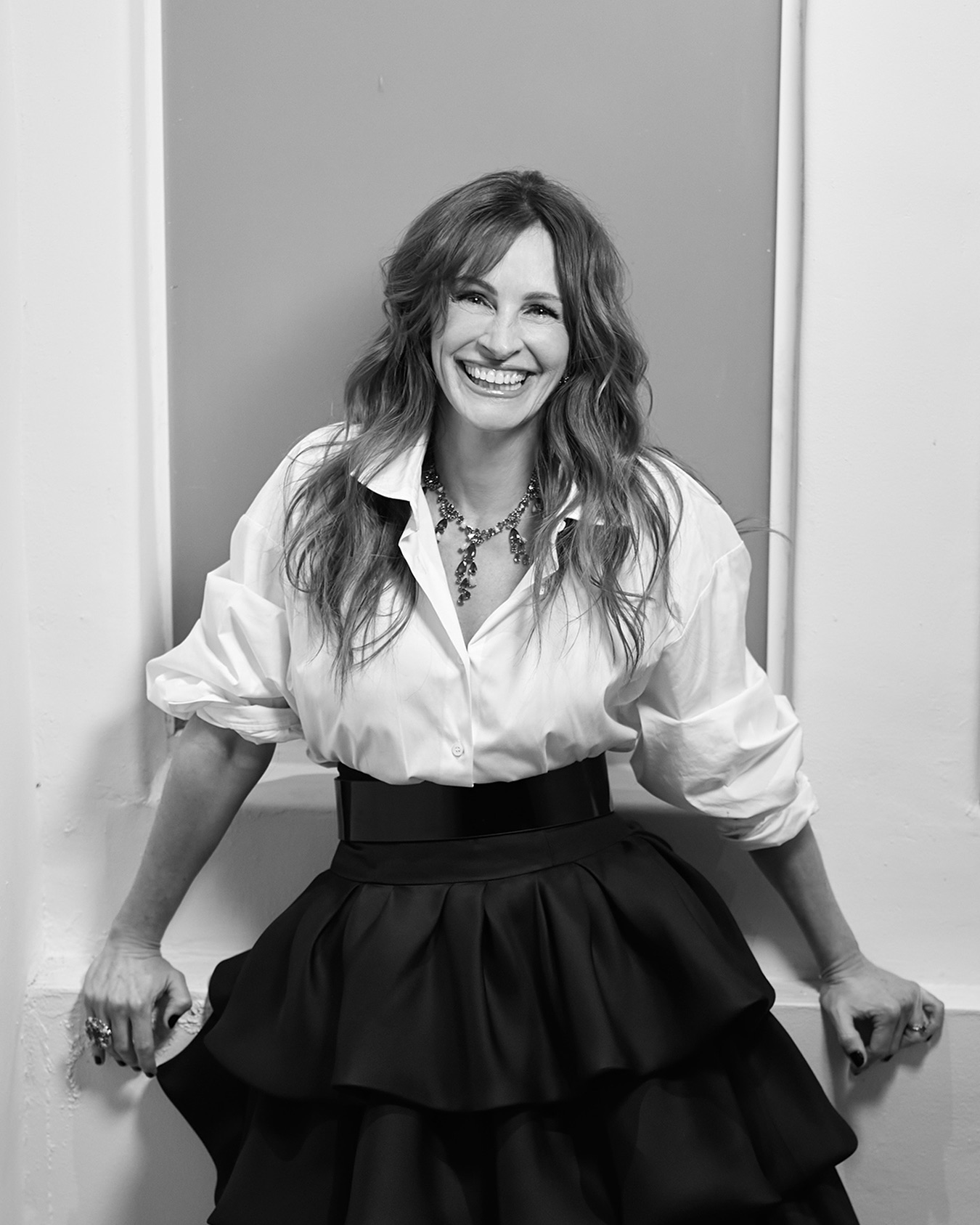 Julia Roberts unveils special jewelry collection