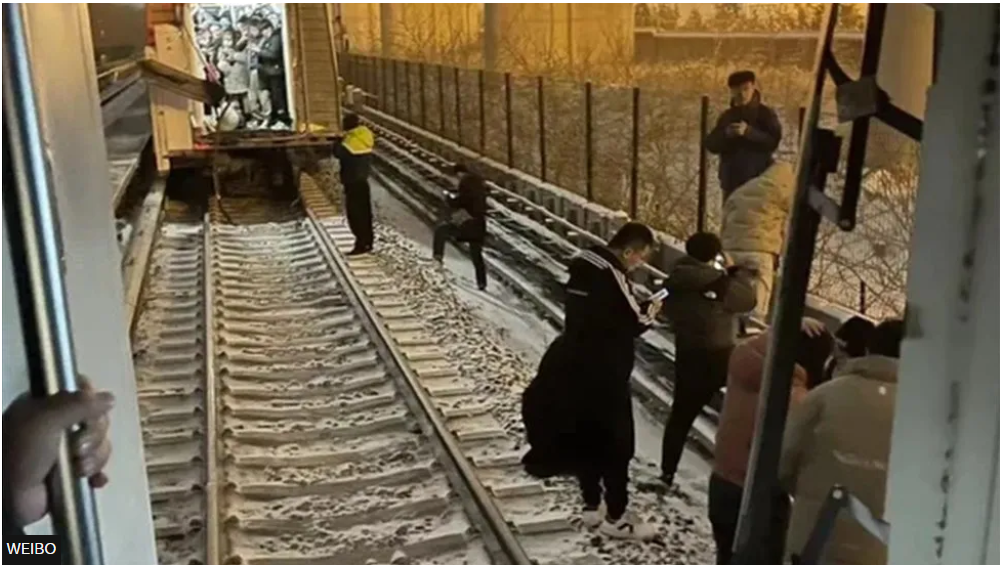 Beijing metro crash: Over 500 hospitalized after train collision