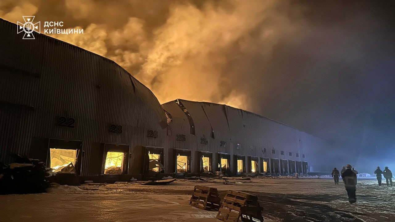 Russia's attack devastates Roshen confectionary's largest warehouse in Kyiv region: Photos and video