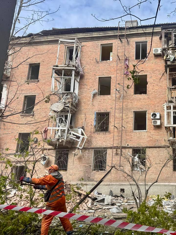 10 missiles and 80 drones hit Dnipro, city mayor says after Russian attack