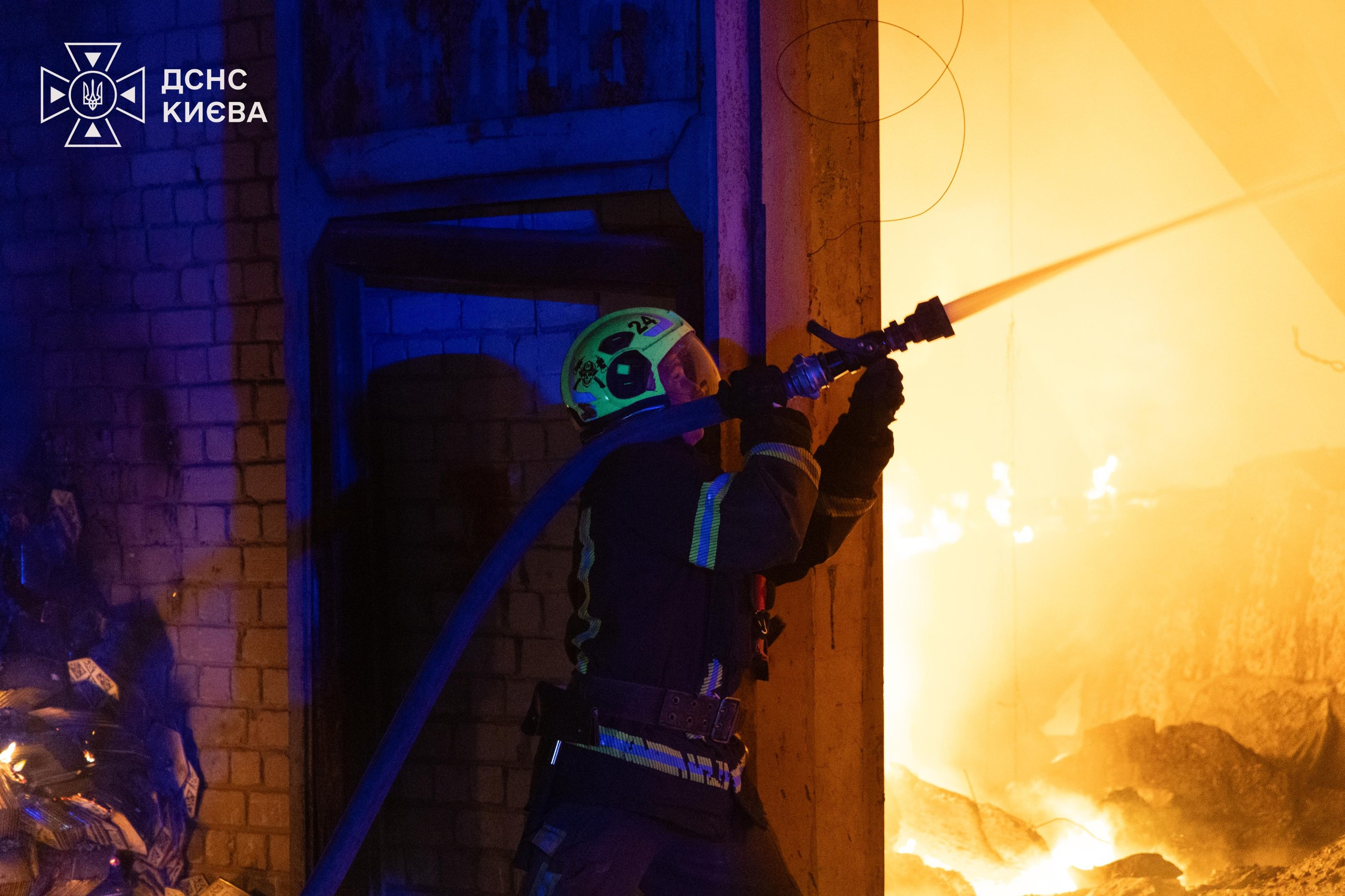Kyiv under ballistic attack as Russia strikes capital