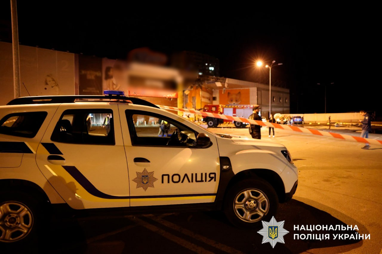 Russian strike on Sumy shopping mall leaves 21 injured, including three children