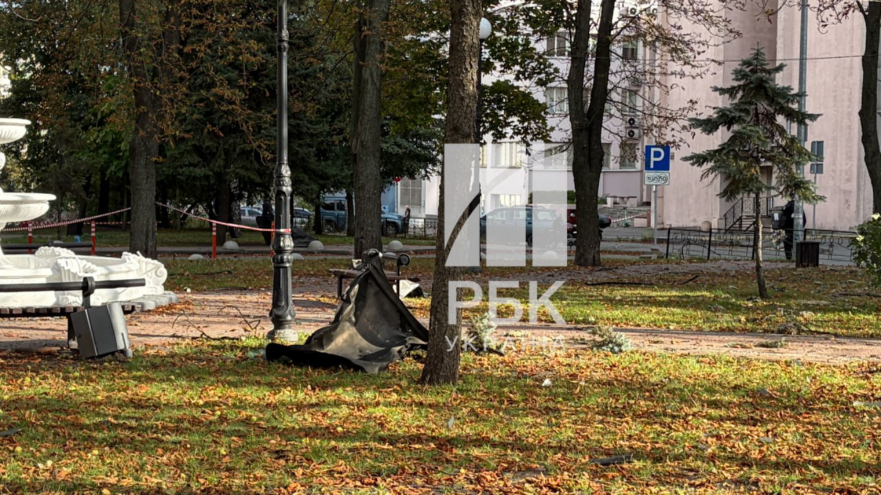 Aftermath of Russian attack: What Inkom business center in Kyiv looks like now, footage