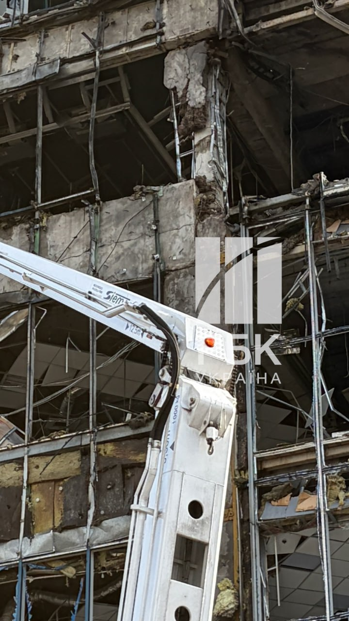 Aftermath of Russian attack: What Inkom business center in Kyiv looks like now, footage