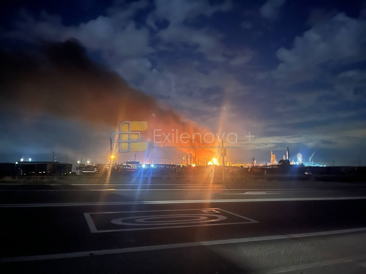 Drones hit Krasnodar oil refinery, turning the sky crimson with fire