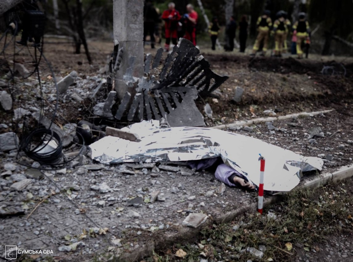 Russia drops bomb on an orphanage in Ukraine's Sumy, killing 2 and injuring many