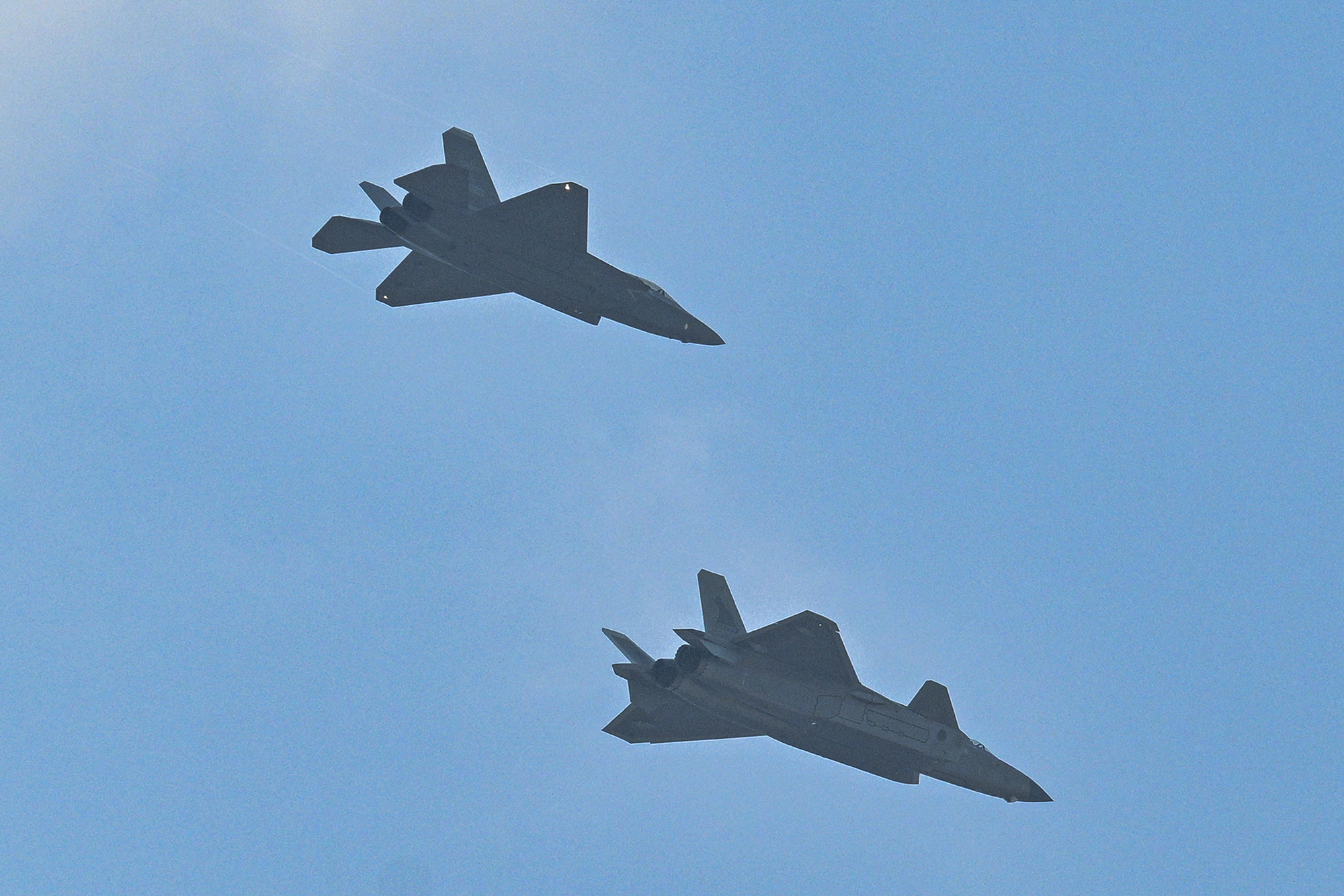 China unveils cutting-edge weapons at Beijing military parade