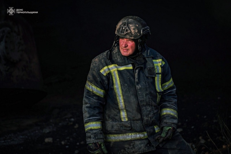 Russia strikes industrial facility in Ternopil overnight: Fire still ongoing