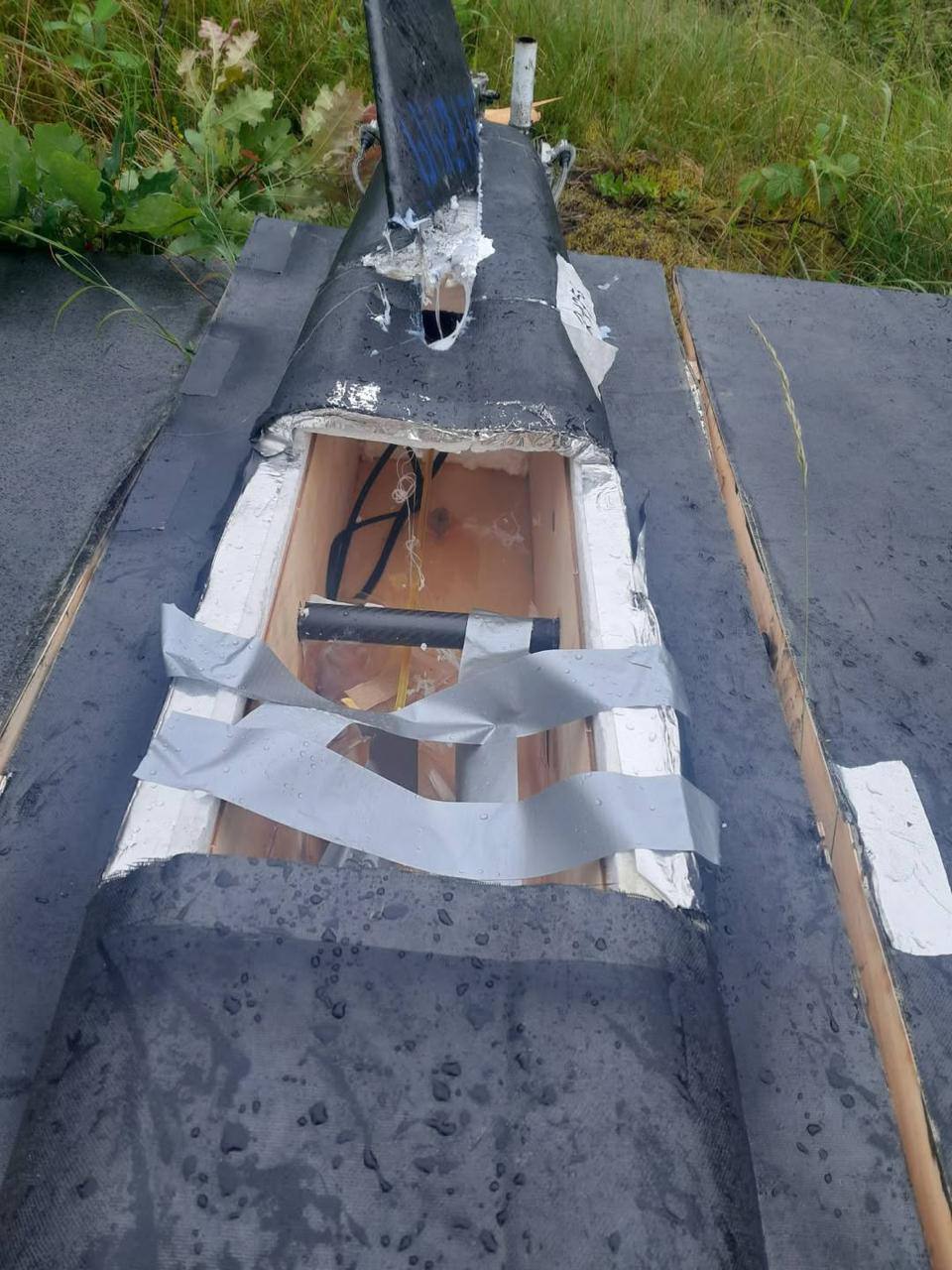 Unknown drone from Belarus forces Lithuanian leaders into shelter
