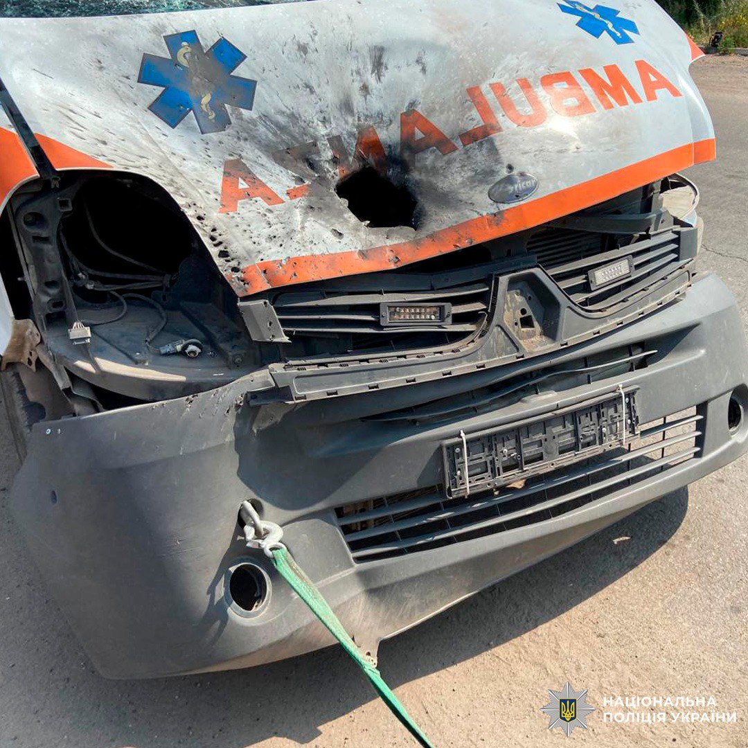 Russia strikes ambulance in Kharkiv region: 2 medics wounded