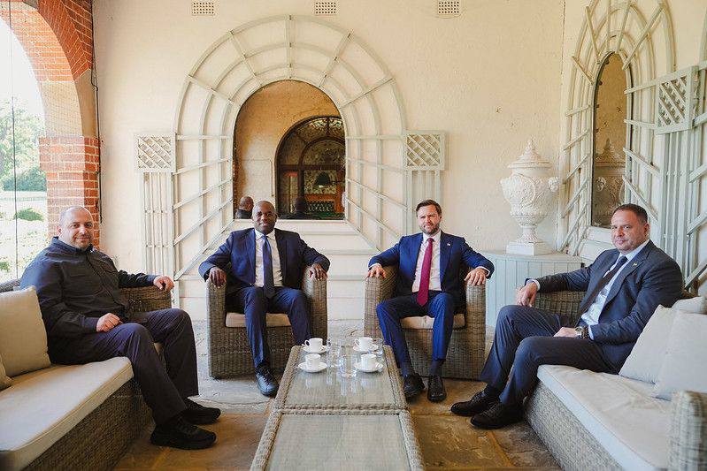 Alaska summit raises alarm over possible US concessions to Russia. What's at stake for Ukraine