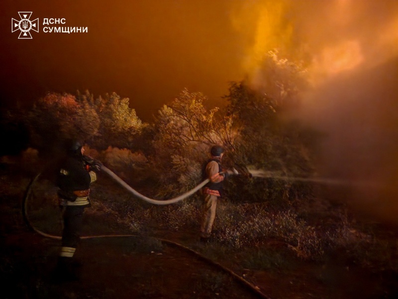 Russia strikes Ukraine's Sumy region: Houses damaged and fires broke out