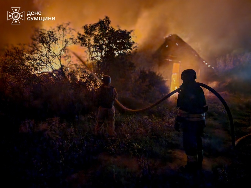 Russia strikes Ukraine's Sumy region: Houses damaged and fires broke out