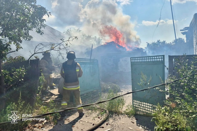 Russia strikes high-rise buildings in Ukraine's Druzhkivka: People injured, including a child