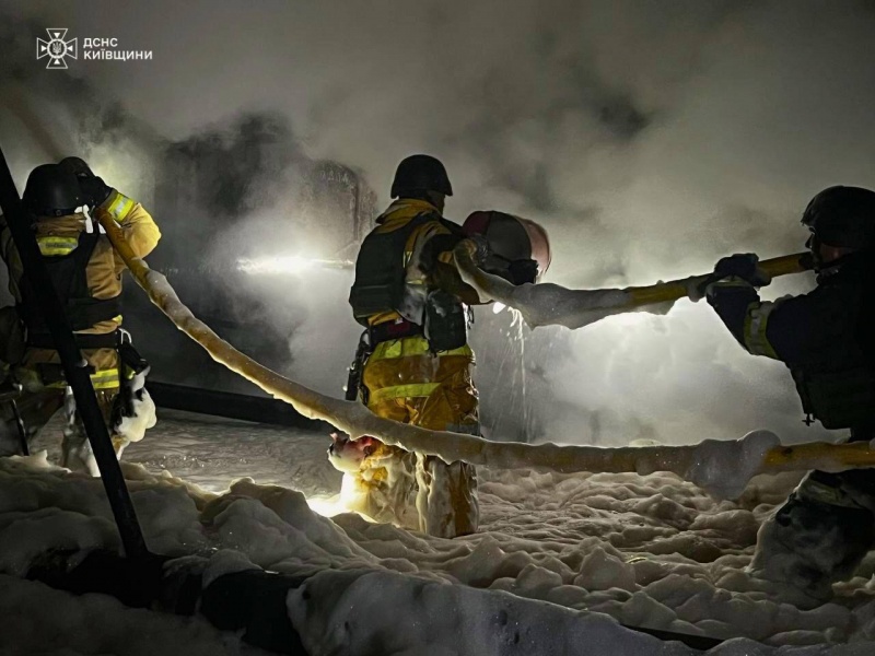 Russia massively strikes Ukraine's Kyiv region: Villages left without gas, fire at factory